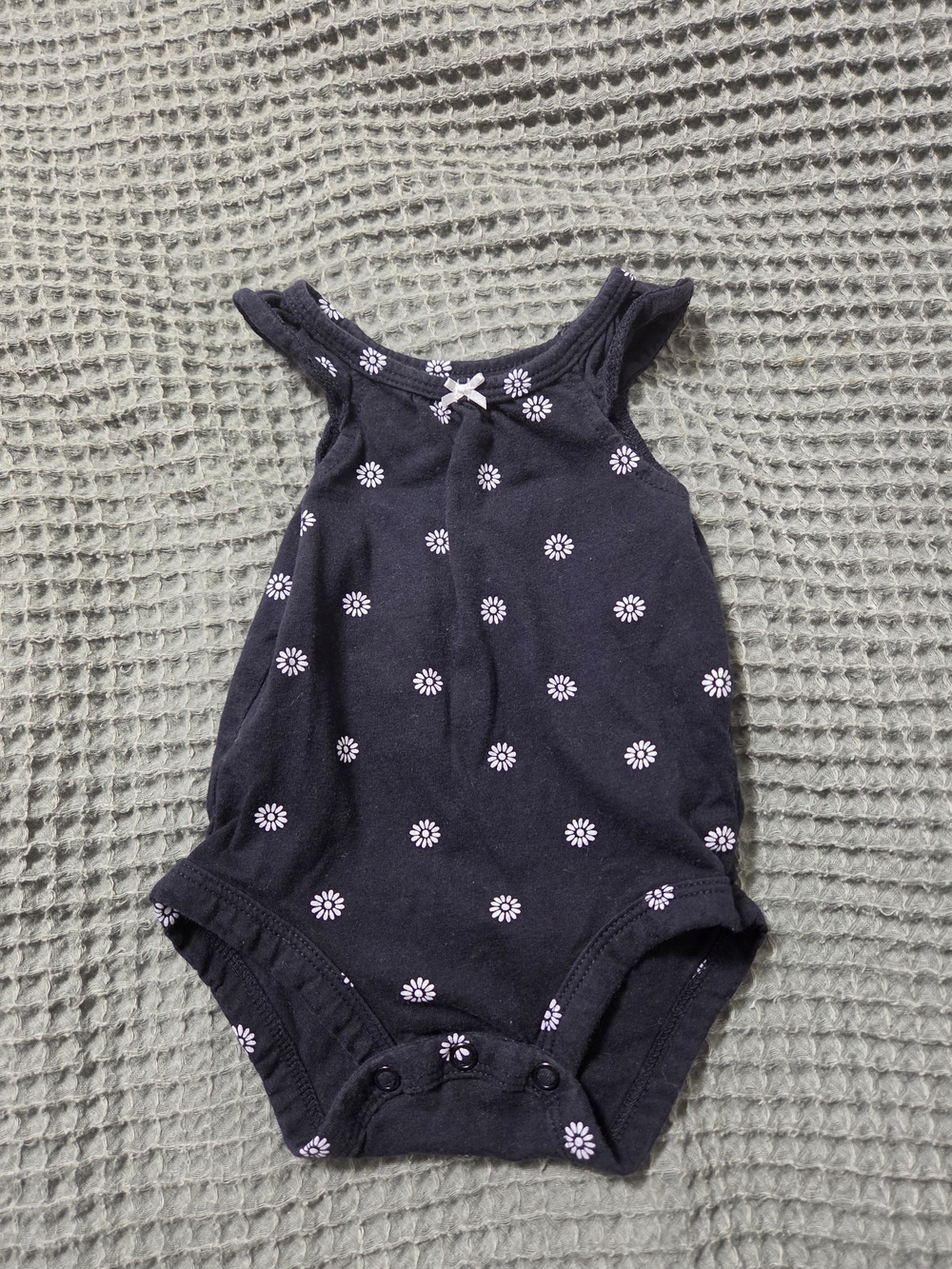 Carter's Black Daisy Romper Size 0-3m